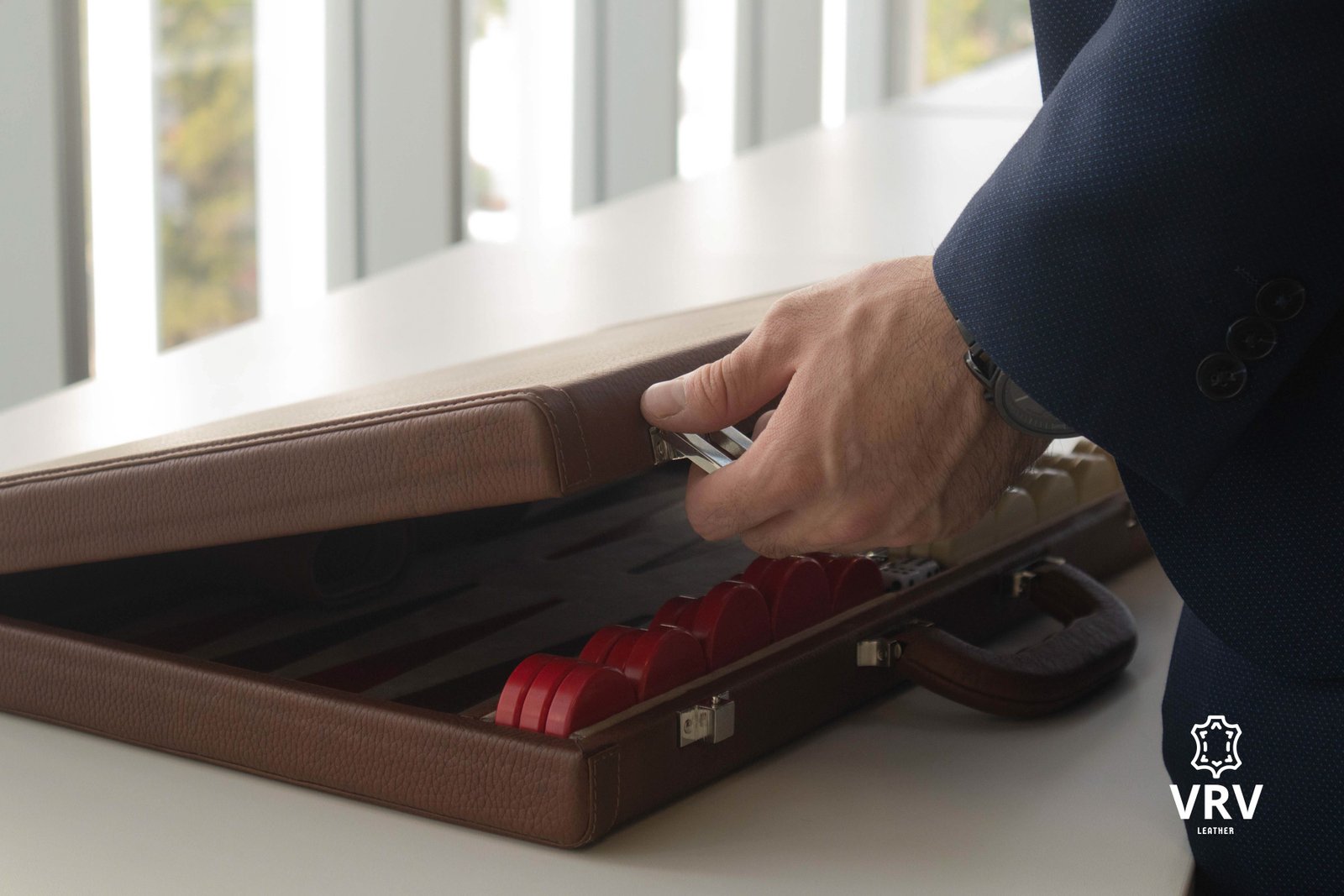 backgammon en piel personalizado